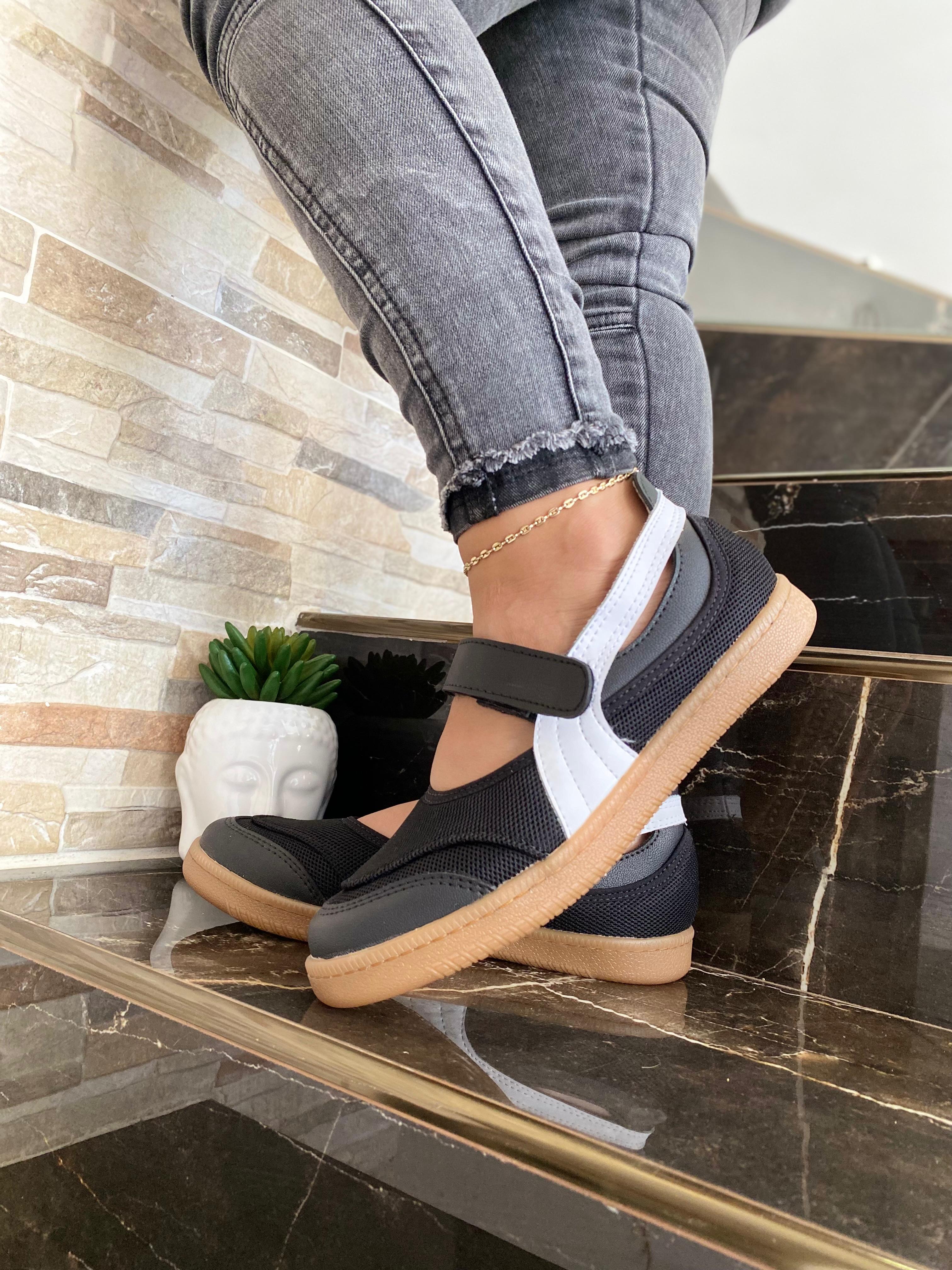 gid://shopify/MediaImage/41238674997537