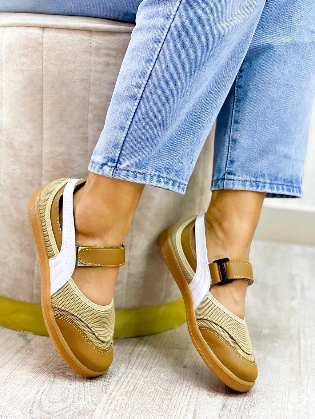 gid://shopify/MediaImage/41238675095841